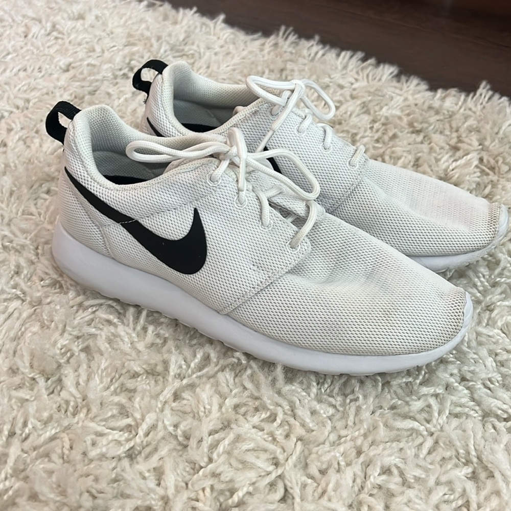 White Nike Sneaker
